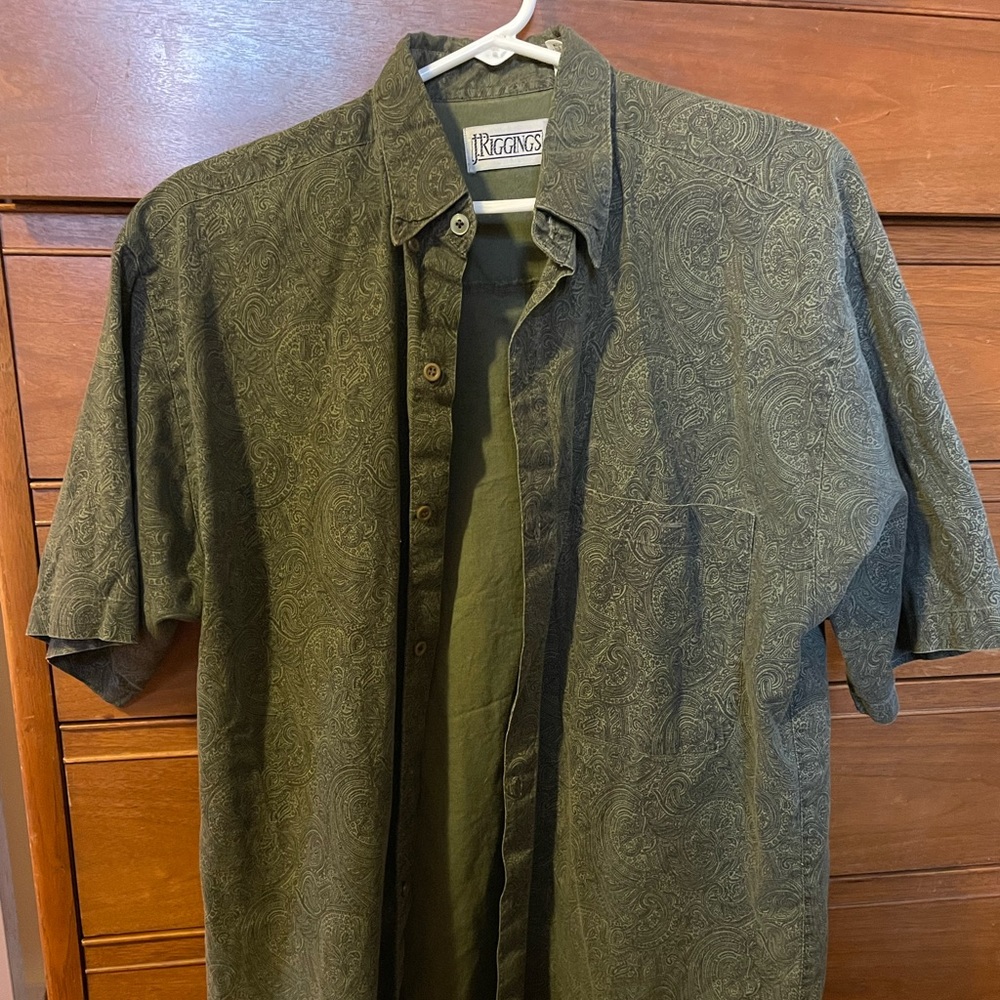 Vintage button up t-shirt